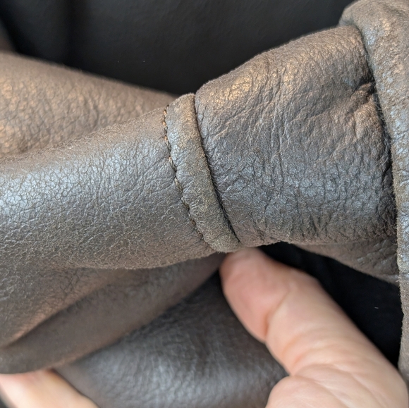 Danier Men's Brown Shearling Coat Size L In VGUC - Picture 5 of 14